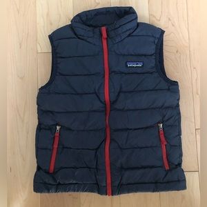 Patagonia Kids’ Down Vest in Navy (Size XS-5/6)